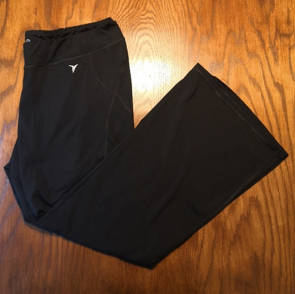 Old Navy Pants - Old Navy Bootcut Athletic Pants with Back Zipper Old Navy Pants - Old Navy Bootcut Athletic Pants with Back Zipper